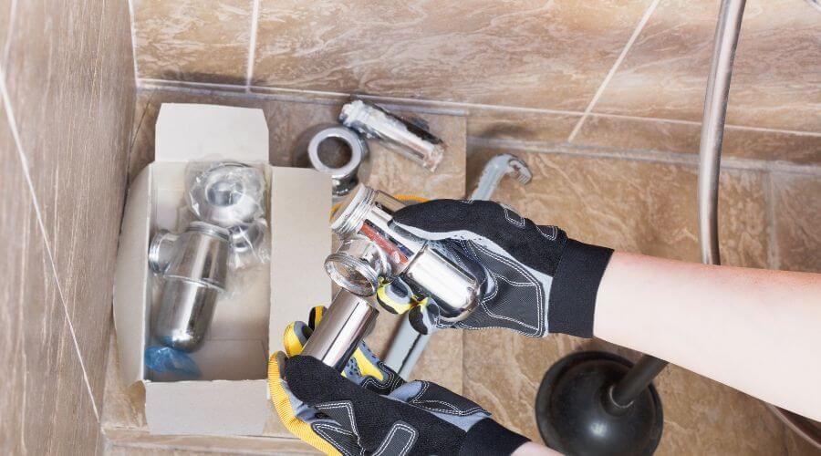 Expert Emergency Roof Repairs services in Urbandale, IA